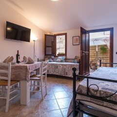 Residenza Maria Antonia - Historical Suite in Orosei, Italy from 97$, photos, reviews - zenhotels.com guestroom photo 3