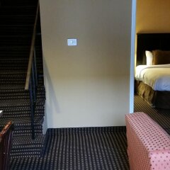 Отель Hawthorn Suites by Wyndham Columbus North США, Колумбус - отзывы, цены и фото номеров - забронировать отель Hawthorn Suites by Wyndham Columbus North онлайн балкон