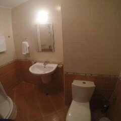 Отель Hostel Coral City Болгария, Солнечный берег - отзывы, цены и фото номеров - забронировать отель Hostel Coral City онлайн ванная фото 2