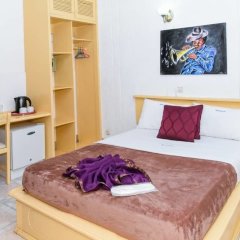 Hotel Serena Palace in Douala, Cameroon from 74$, photos, reviews - zenhotels.com guestroom photo 2
