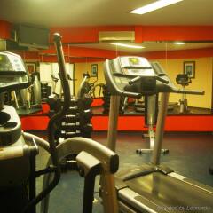 Howard Johnson Plaza Hotel Las Torres фитнесс-зал фото 3
