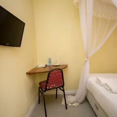 Отель Jumuia Guest House Nakuru удобства в номере