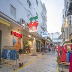 Отель Hostal Roca