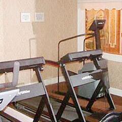 Отель Comfort Inn Midtown West фитнесс-зал