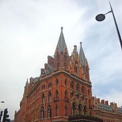 Отель YHA London St Pancras городской автобус