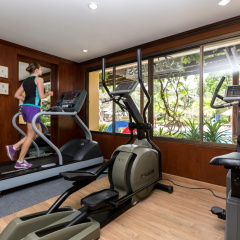 Отель Thara Patong Beach Resort & Spa Таиланд, Пхукет - 7 отзывов об отеле, цены и фото номеров - забронировать отель Thara Patong Beach Resort & Spa онлайн фитнесс-зал фото 2