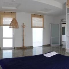 Отель LeuLeu Mountain View Villa & Camping Далат комната для гостей фото 5
