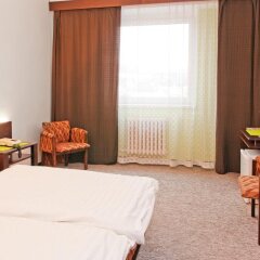 Hotel Merkur - Jablonec Nad Nisou Яблонец-над-Нисой комната для гостей фото 4
