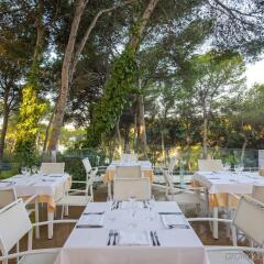 Отель Iberostar Club Cala Barca