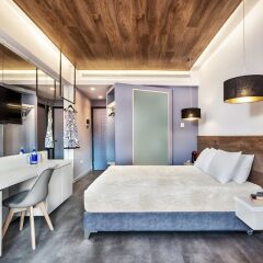 Atrium Hotel сейф в номере