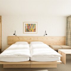Отель Hauser Swiss Quality Hotel Швейцария, Санкт-Мориц - отзывы, цены и фото номеров - забронировать отель Hauser Swiss Quality Hotel онлайн комната для гостей