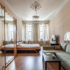 Гостиница Bolshaya Kvartira Ludwig в Санкт-Петербурге отзывы, цены и фото номеров - забронировать гостиницу Bolshaya Kvartira Ludwig онлайн Санкт-Петербург комната для гостей фото 5