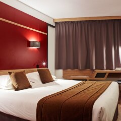 Отель Median Paris Congrès комната для гостей фото 4
