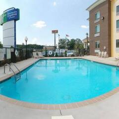 Holiday Inn Express Hotel & Suites Anderson-I-85 бассейн