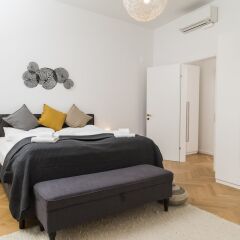 Апартаменты Singerstraße Luxury Apartment Вена комната для гостей фото 4