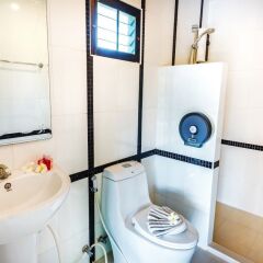 Отель Little Hill Phuket Resort ванная