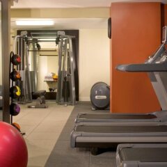 Отель DoubleTree Suites by Hilton Houston by the Galleria фитнесс-зал фото 4