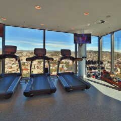 Radisson Blu Iveria Hotel, Tbilisi Тбилиси фитнесс-зал фото 2