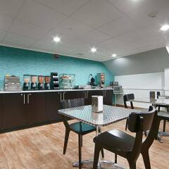 Отель Best Western Plus Brooklyn Bay Hotel США, Нью-Йорк - отзывы, цены и фото номеров - забронировать отель Best Western Plus Brooklyn Bay Hotel онлайн питание фото 2