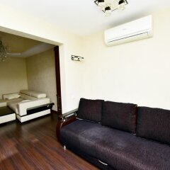 Апартаменты Inzhir Na Vorovskogo 20 Apartments Сочи комната для гостей
