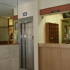 Отель Hostal Liste Station интерьер отеля фото 2