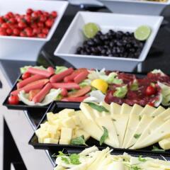 Ramada Hotel & Suites Edirne Турция, Эдирне - отзывы, цены и фото номеров - забронировать отель Ramada Hotel & Suites Edirne онлайн питание фото 3