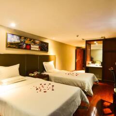 Yingshang Dragon Pearl Hotel комната для гостей фото 3