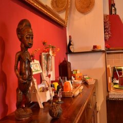 Отель B&B Le Undici Lune Италия, Сан-Джиминьяно - отзывы, цены и фото номеров - забронировать отель B&B Le Undici Lune онлайн гостиничный бар