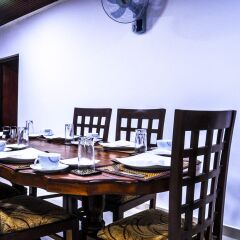 Отель Shaa Lodge питание