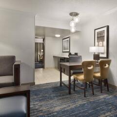 Отель Embassy Suites Columbus Колумбус комната для гостей фото 5