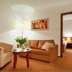 Отель Airport Hotel Okecie Польша, Варшава - - забронировать отель Airport Hotel Okecie, цены и фото номеров комната для гостей фото 4