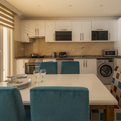 Апартаменты Orka Village Apartments Олудениз в номере