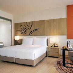 Отель Movenpick Siam Hotel Na Jomtien Pattaya Таиланд, На Чом Тхиан - 2 отзыва об отеле, цены и фото номеров - забронировать отель Movenpick Siam Hotel Na Jomtien Pattaya онлайн комната для гостей фото 3
