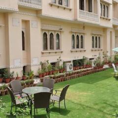 Om Niwas Suite Hotel фото 19