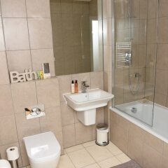 Апартаменты Logic Apartments Greenwich ванная