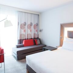 Отель Novotel Amsterdam Schiphol Airport Нидерланды, Хофддорп - 1 отзыв об отеле, цены и фото номеров - забронировать отель Novotel Amsterdam Schiphol Airport онлайн комната для гостей фото 4