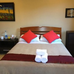 Отель Pong Yang Farm and Resort сейф в номере