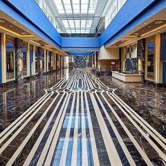 Отель Wyndham Grand Istanbul Levent спортивное сооружение