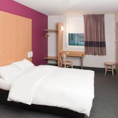 Отель B&B Hotel Wrocław Centrum Польша, Вроцлав - 1 отзыв об отеле, цены и фото номеров - забронировать отель B&B Hotel Wrocław Centrum онлайн комната для гостей фото 5