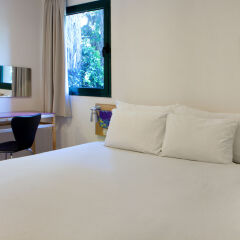 The Diaghilev Live Art Suites Hotel комната для гостей