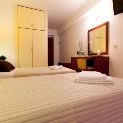 Отель Athens Odeon Hotel Греция, Афины - 2 отзыва об отеле, цены и фото номеров - забронировать отель Athens Odeon Hotel онлайн сейф в номере