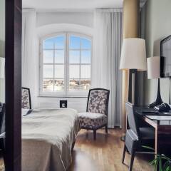 Elite Hotel Marina Tower в номере