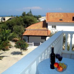 Отель Valentino Villas and Apartments Греция, Закинф - отзывы, цены и фото номеров - забронировать отель Valentino Villas and Apartments онлайн балкон
