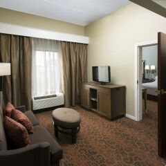 Отель Hampton Inn by Hilton Troy удобства в номере фото 2