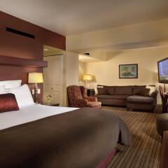 Hotel Theodore комната для гостей