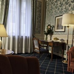 Отель Bristol Palace Hotel Италия, Генуя - 8 отзывов об отеле, цены и фото номеров - забронировать отель Bristol Palace Hotel онлайн удобства в номере фото 2