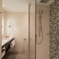 Отель Hilton Garden Inn Munich City Centre West, Germany ванная фото 2