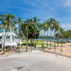Отель Ambassador City Jomtien Pattaya (Marina Tower Wing) Таиланд, На Чом Тхиан - отзывы, цены и фото номеров - забронировать отель Ambassador City Jomtien Pattaya (Marina Tower Wing) онлайн пляж фото 2