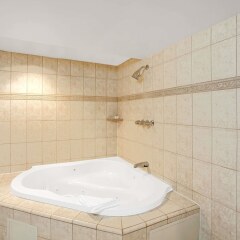 Отель Ramada Downtown West Лос-Анджелес спа
