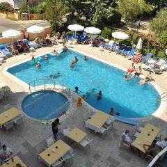 Kleopatra Tac Hotel & SPA бассейн фото 2